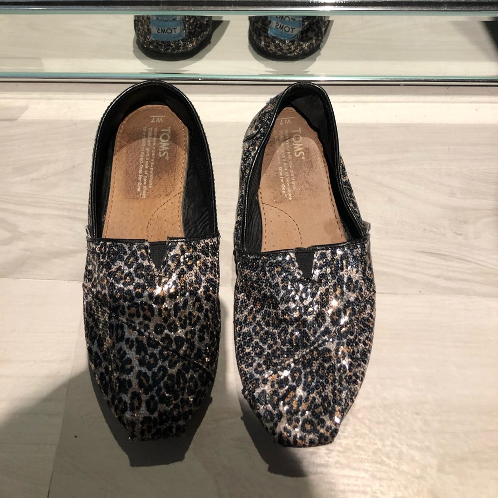 leopard sequins Toms